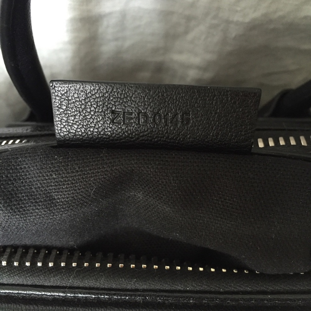 Givenchy Antigona Small Black Sugar Satchel - Picture 7 of 8